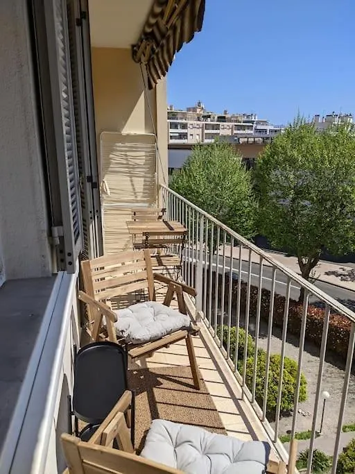Appartement T4 Proche Plage Et Vieille Ville Antibes 0*,