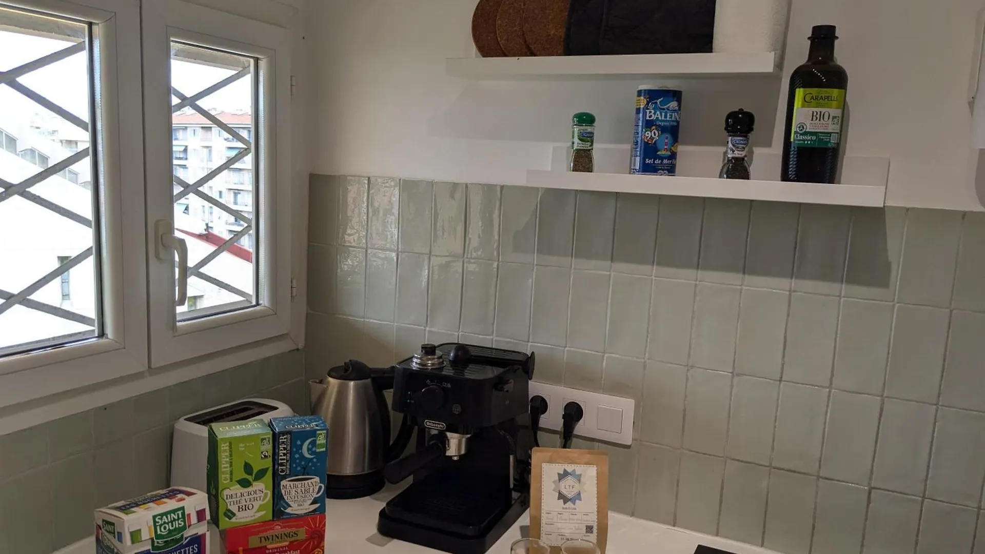 Appartement T4 Proche Plage Et Vieille Ville Antibes Apartment