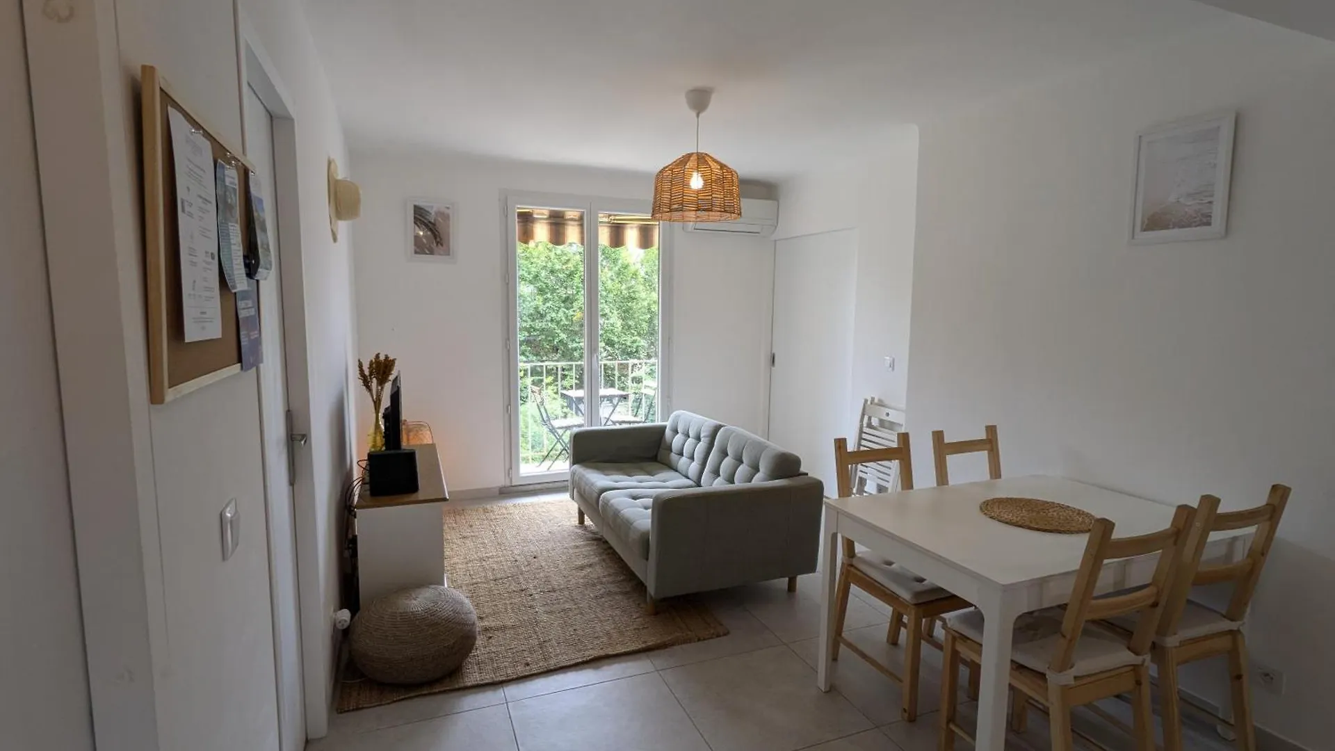 Appartement T4 Proche Plage Et Vieille Ville Antibes Apartment